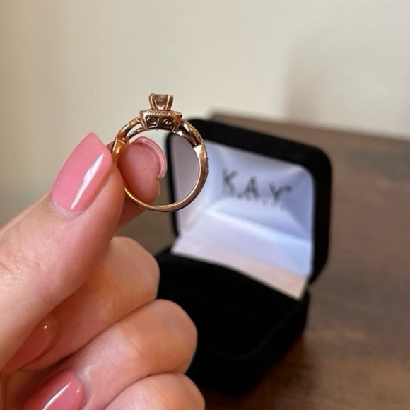 Rare Levian 14 kt. Rose Gold Round Chocolate Diamond Ring - Picture 7 of 12